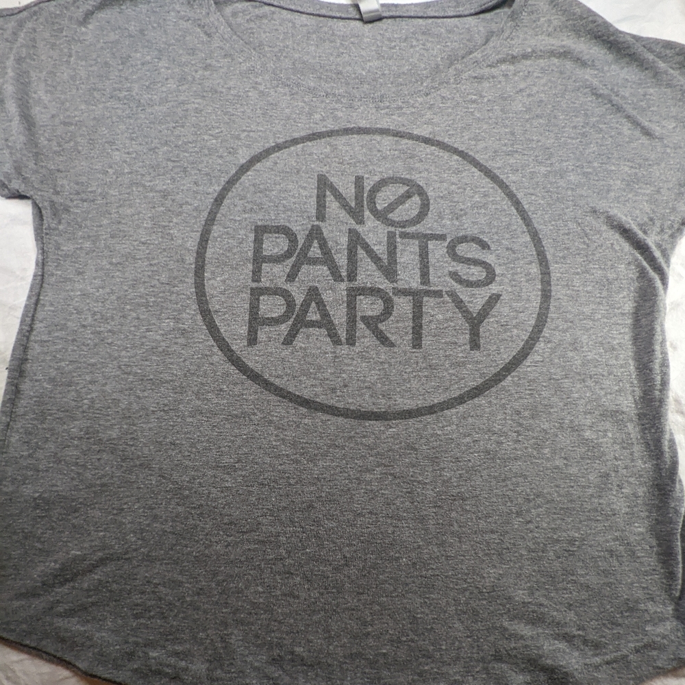 No Pants Party Jamie and Kiraleigh N13 Concert Tee Medium